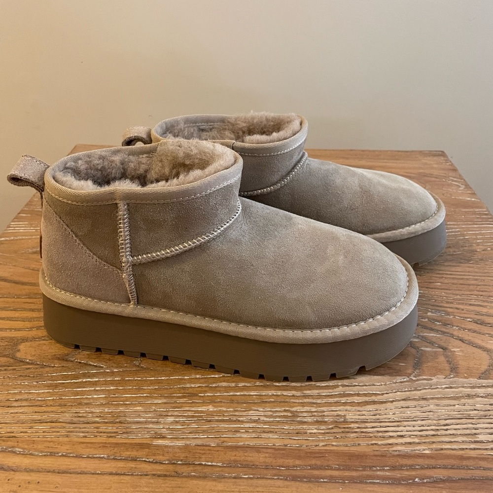 Beau Today Peru Platform Suede Ankle Boots Size 39